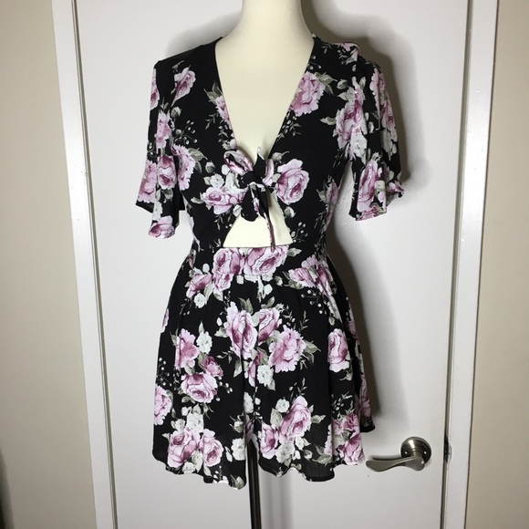 Dorimas Closet Pants - Stunning floral print romper